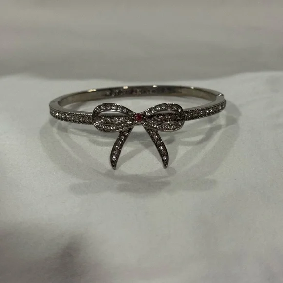 Betsey Johnson | Jewelry | Betsey Johnson Bow Bracelet 